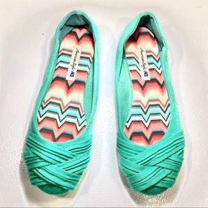 American Eagle Flats Lady's Bree Pleated Worn ONCE